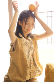 看镜子里我们结合的样子
